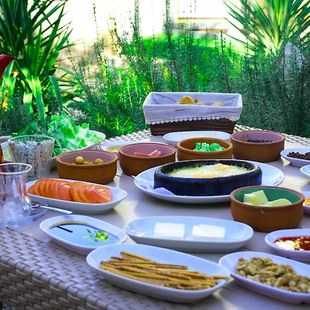 Collesium Garden Апарт-отель