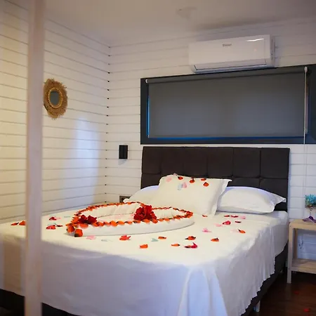 Collesium Garden Aparthotel Antalya