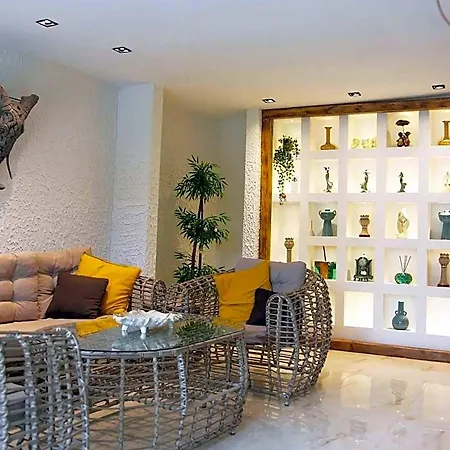 Apart Otel Collesium Garden Antalya