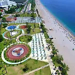 Collesium Garden 3*